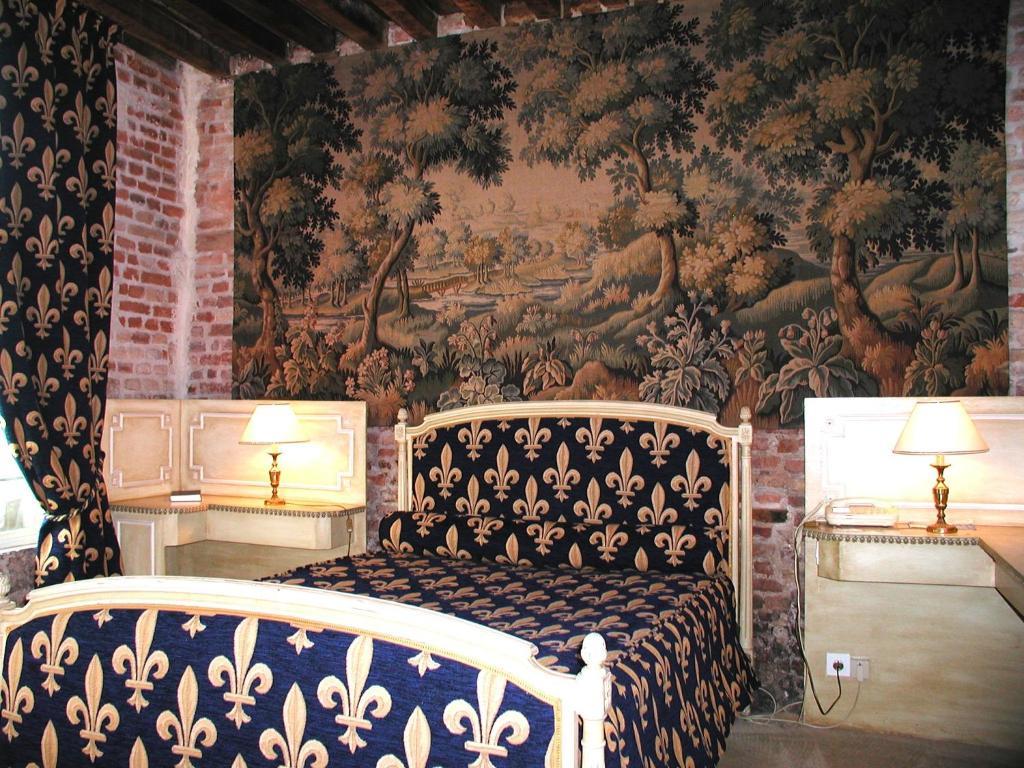 Auberge Du Bon Fermier Valenciennes Habitación foto